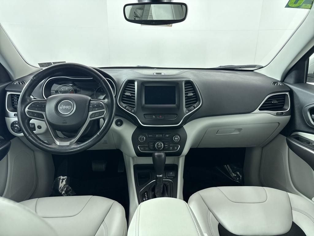 used 2020 Jeep Cherokee car, priced at $19,483