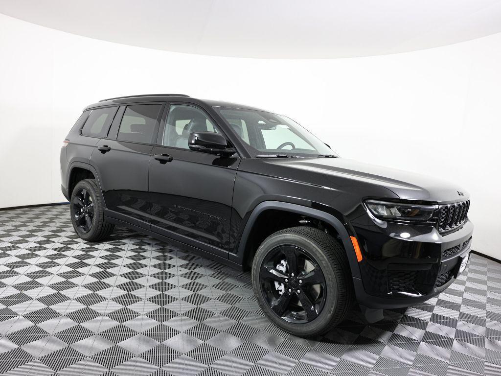 new 2025 Jeep Grand Cherokee L car, priced at $46,925