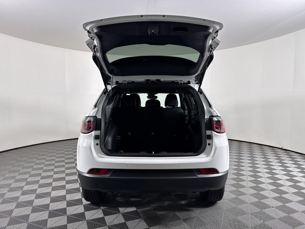 new 2026 Jeep Compass car, priced at $33,030