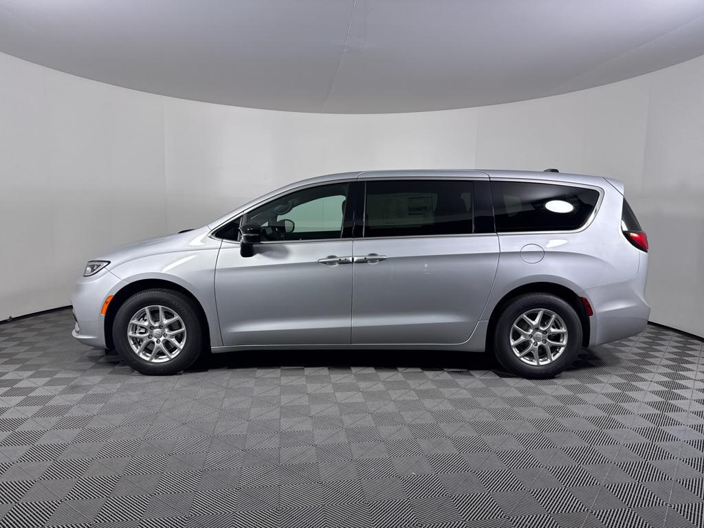 new 2026 Chrysler Pacifica car, priced at $40,655
