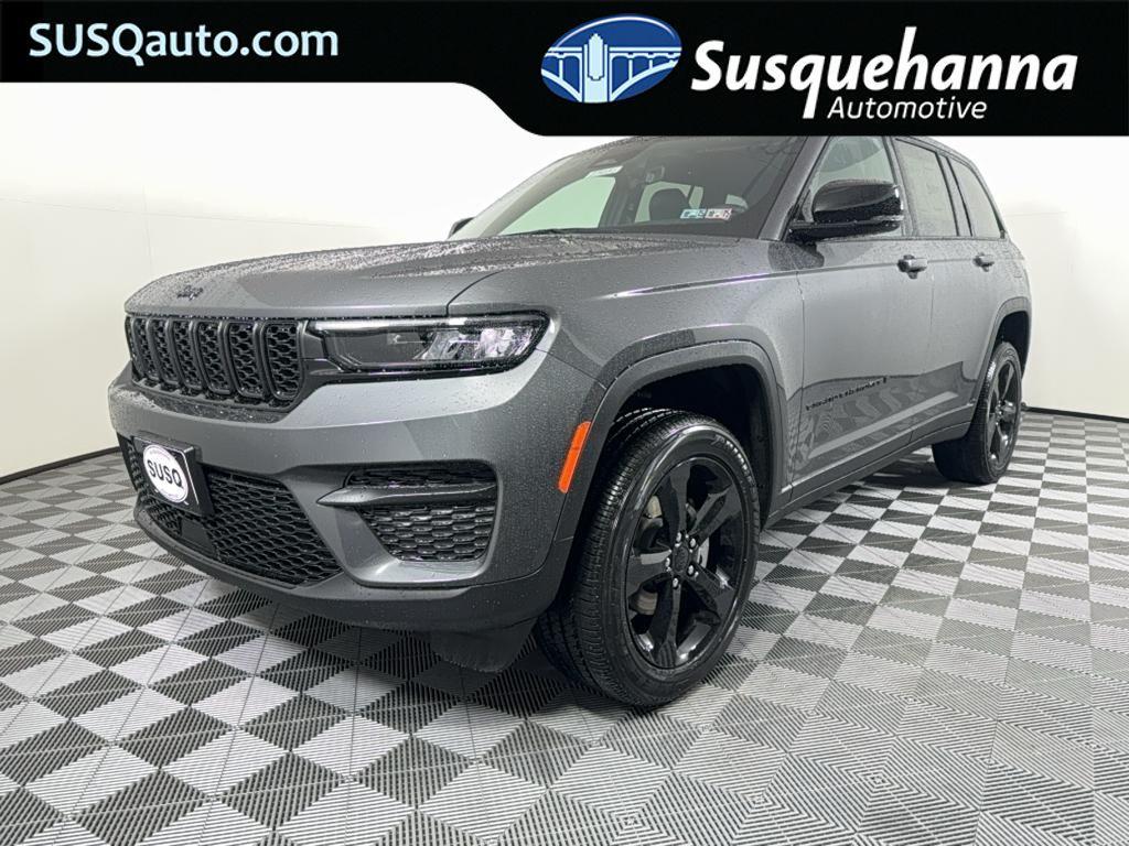 new 2025 Jeep Grand Cherokee car, priced at $45,675