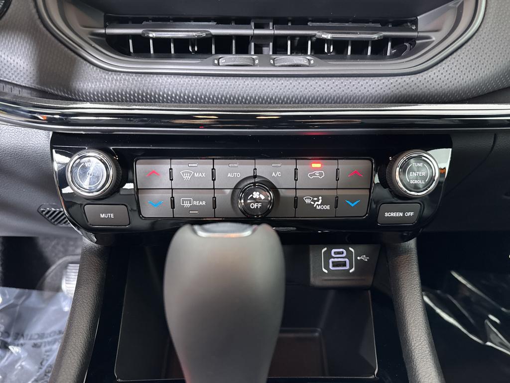 new 2026 Jeep Compass car, priced at $35,620