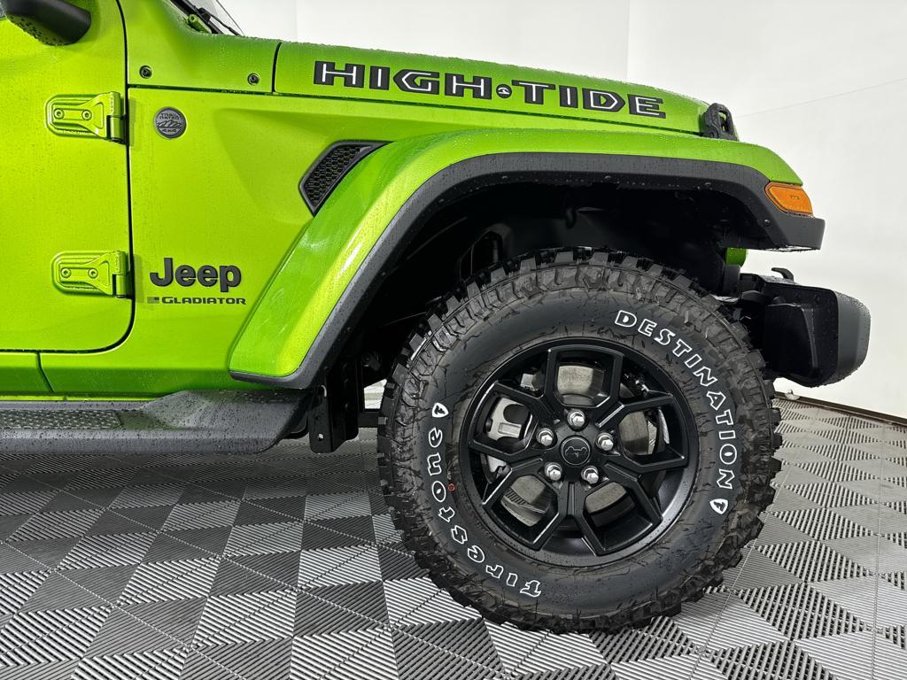 new 2025 Jeep Gladiator car, priced at $44,855