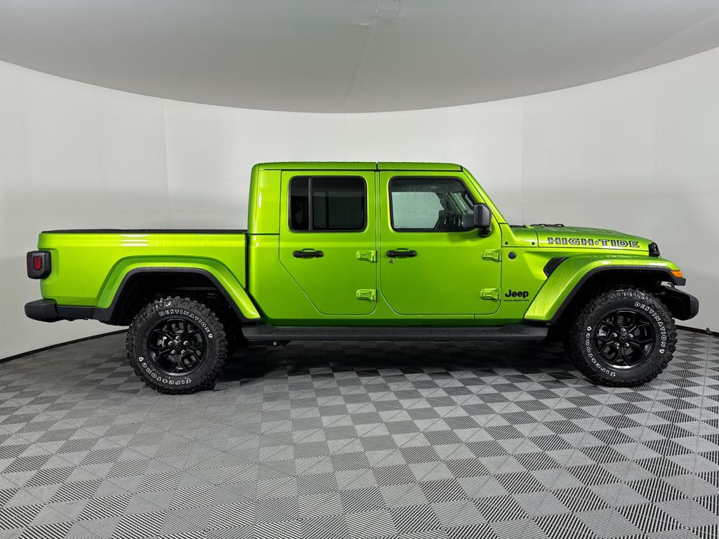 new 2025 Jeep Gladiator car, priced at $44,855