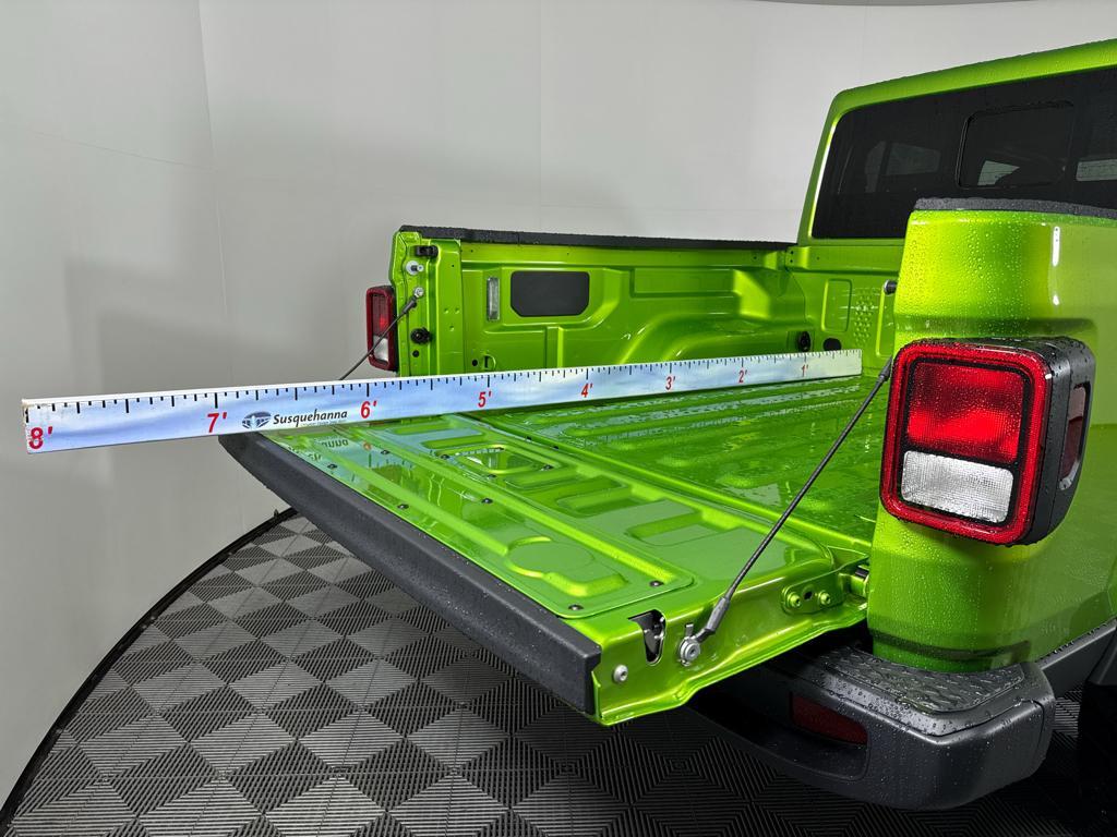 new 2025 Jeep Gladiator car, priced at $44,855