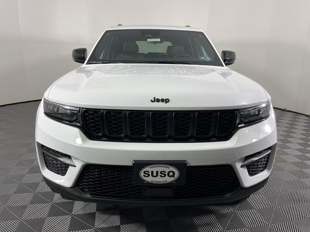 new 2025 Jeep Grand Cherokee car, priced at $42,435