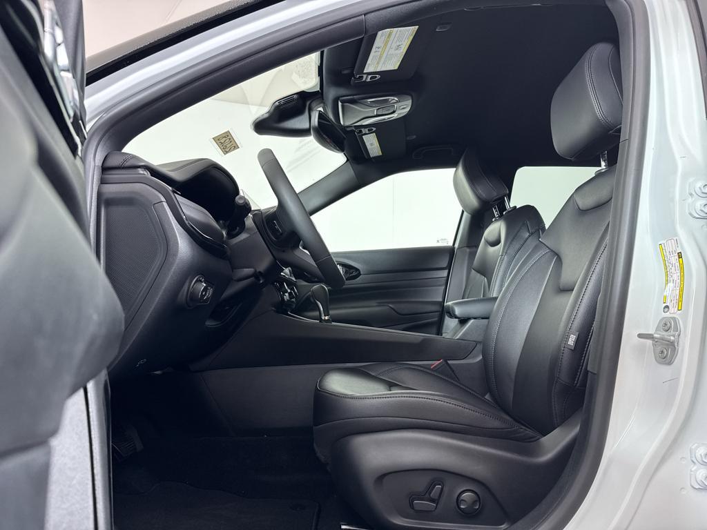 new 2026 Jeep Compass car, priced at $35,025