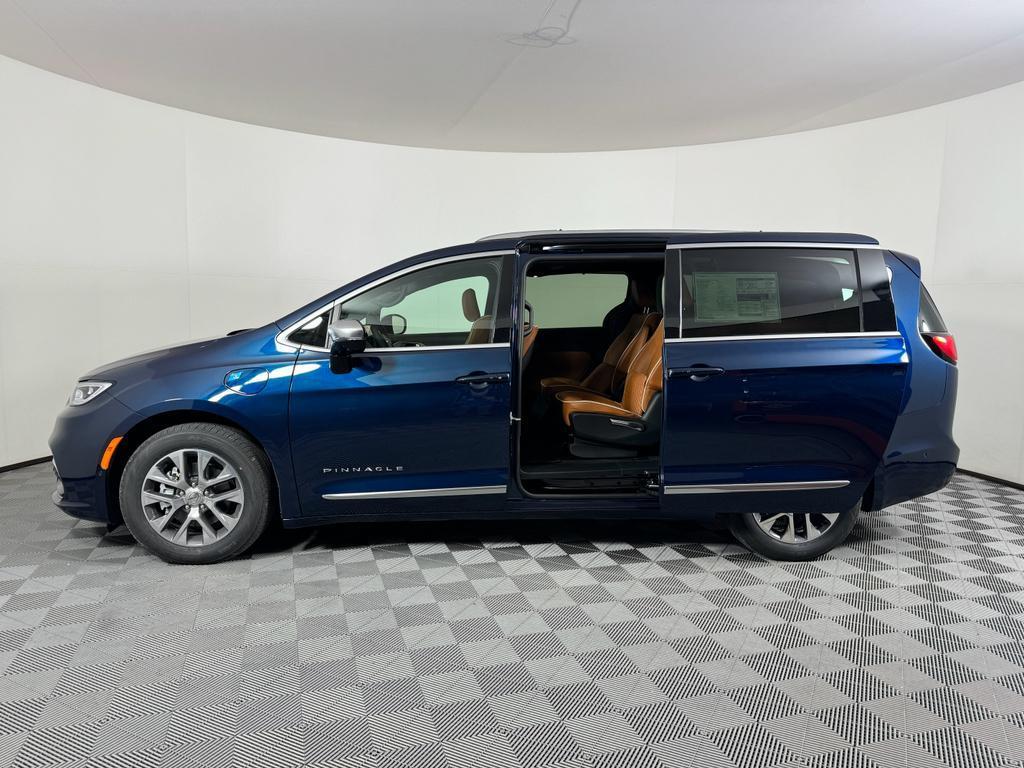 new 2025 Chrysler Pacifica Hybrid car, priced at $54,475