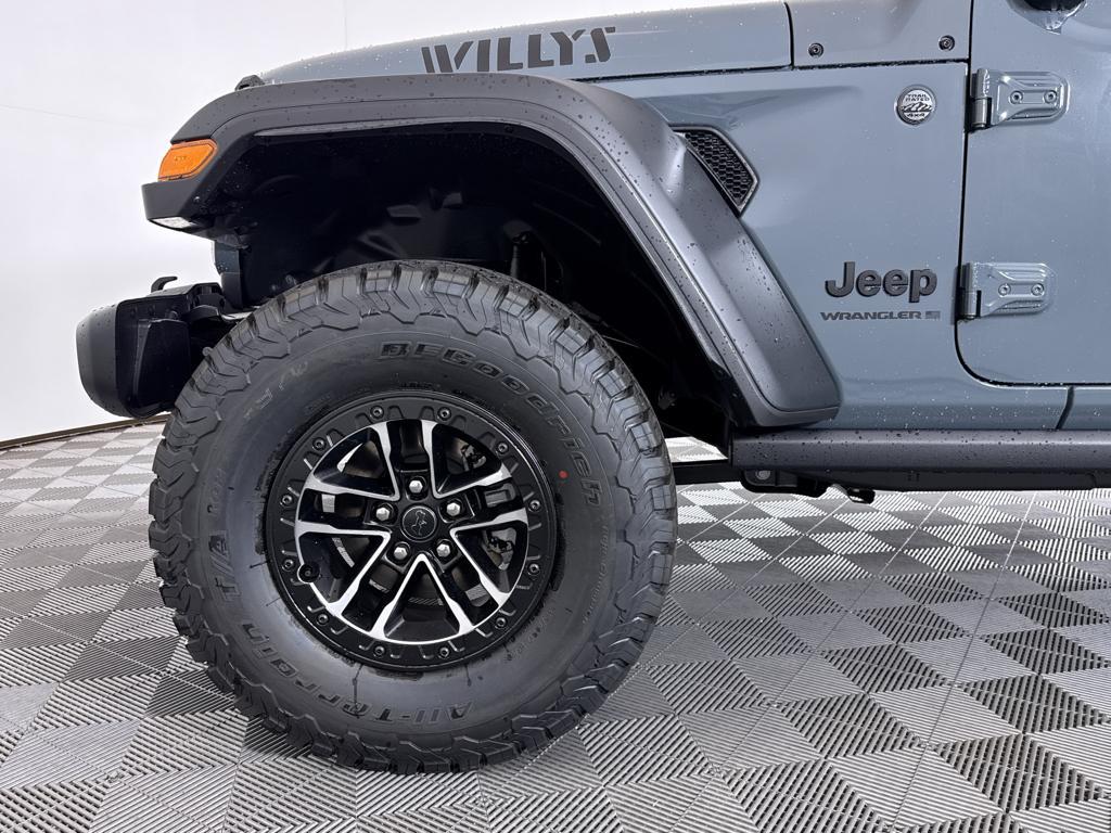 new 2025 Jeep Wrangler car, priced at $51,075