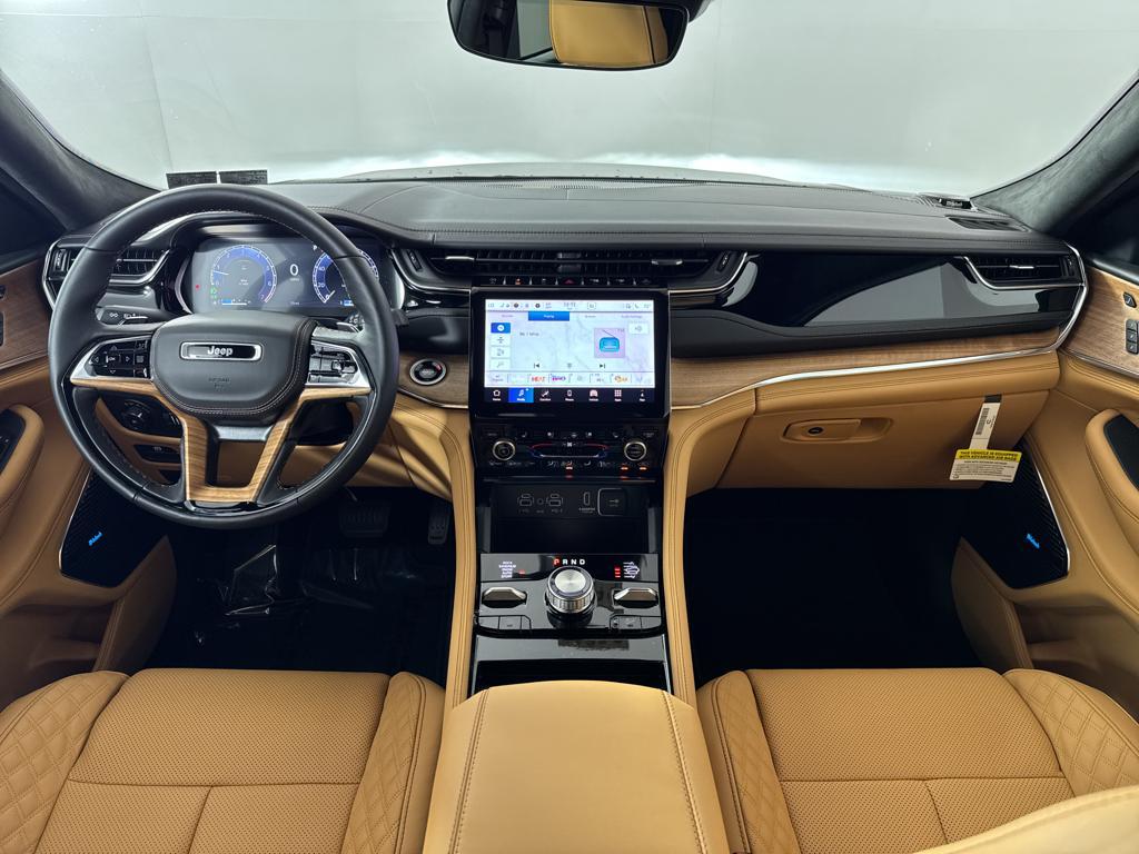 new 2025 Jeep Grand Cherokee car, priced at $62,655