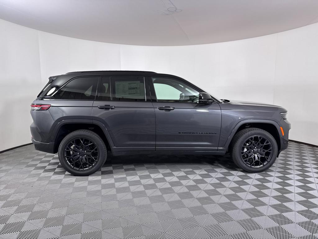 new 2025 Jeep Grand Cherokee car, priced at $62,655
