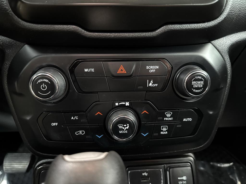 used 2021 Jeep Renegade car, priced at $16,490