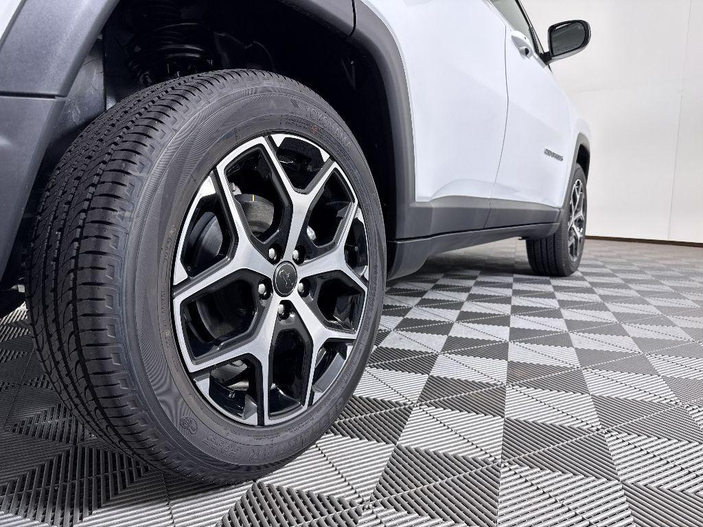 new 2025 Jeep Compass car, priced at $32,248