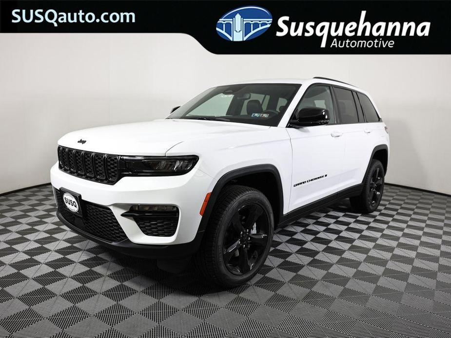 new 2024 Jeep Grand Cherokee car, priced at $43,940