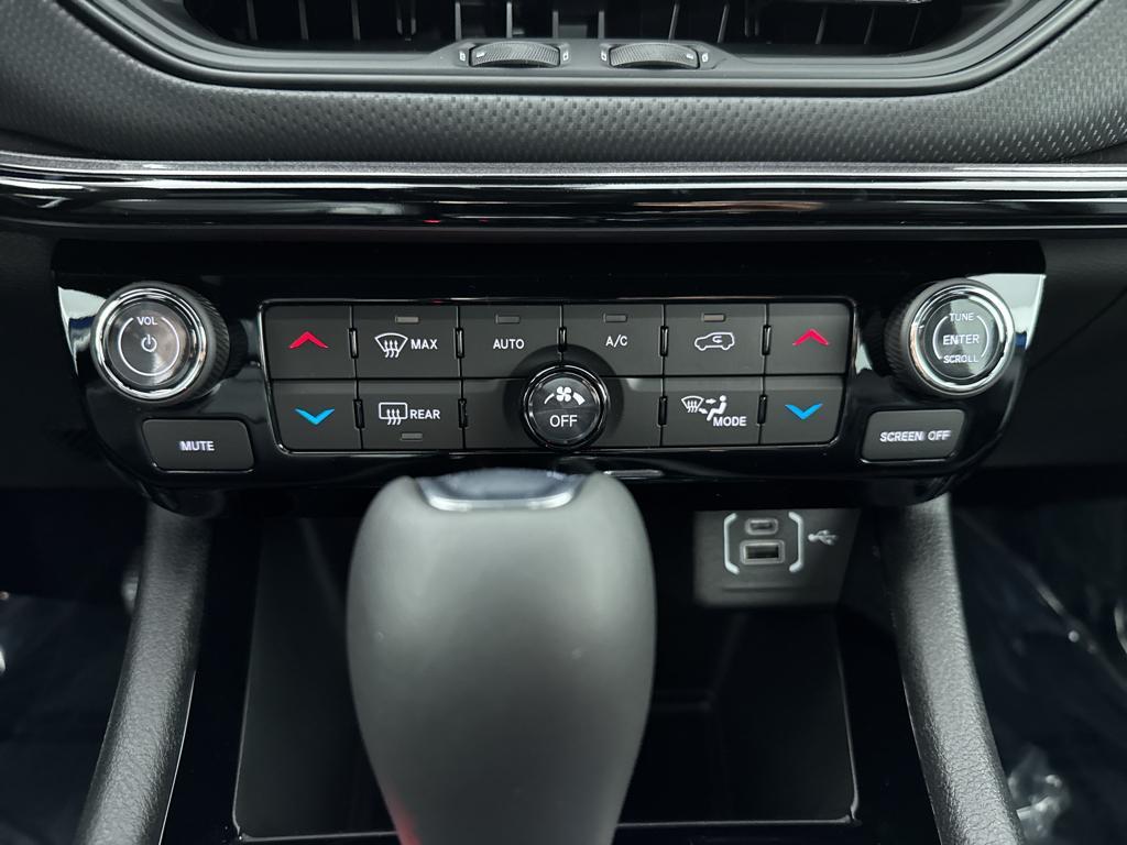 new 2026 Jeep Compass car, priced at $35,620