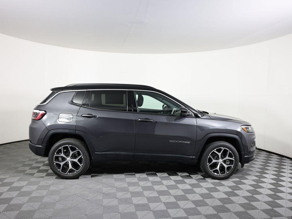 new 2024 Jeep Compass car, priced at $28,935