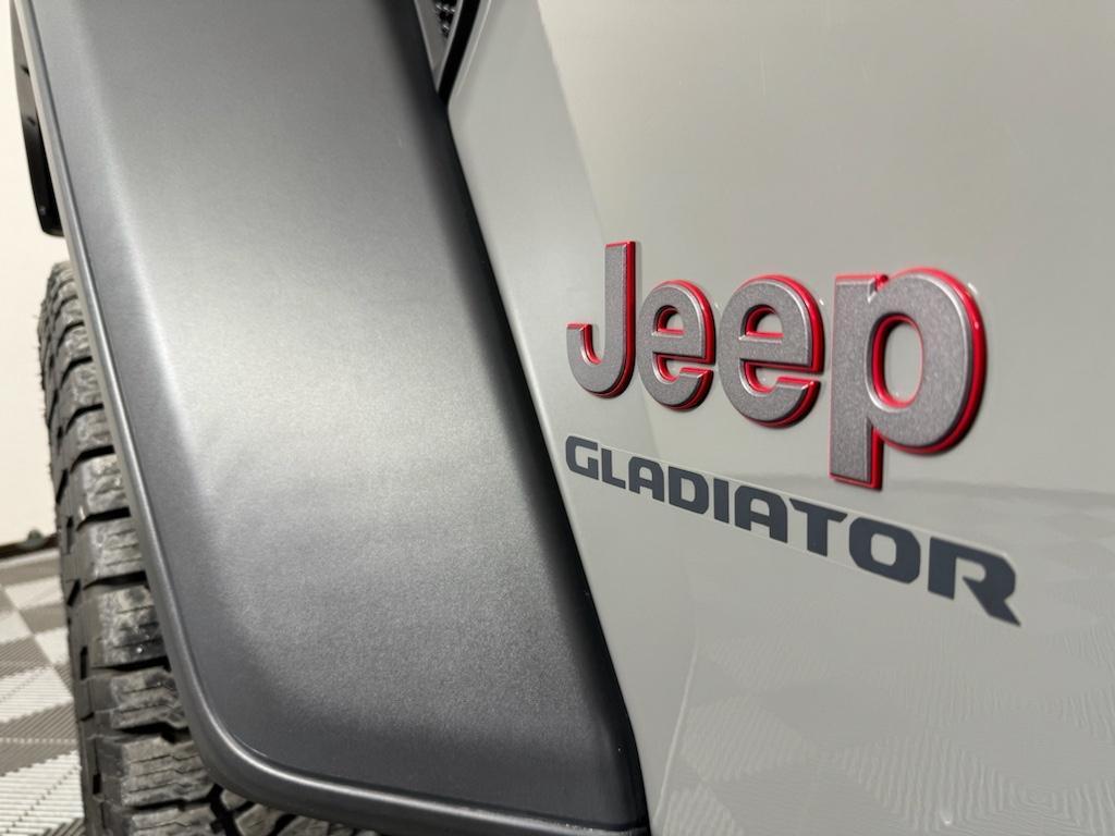 used 2021 Jeep Gladiator car, priced at $40,440