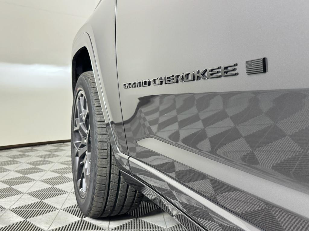 new 2025 Jeep Grand Cherokee L car, priced at $71,315