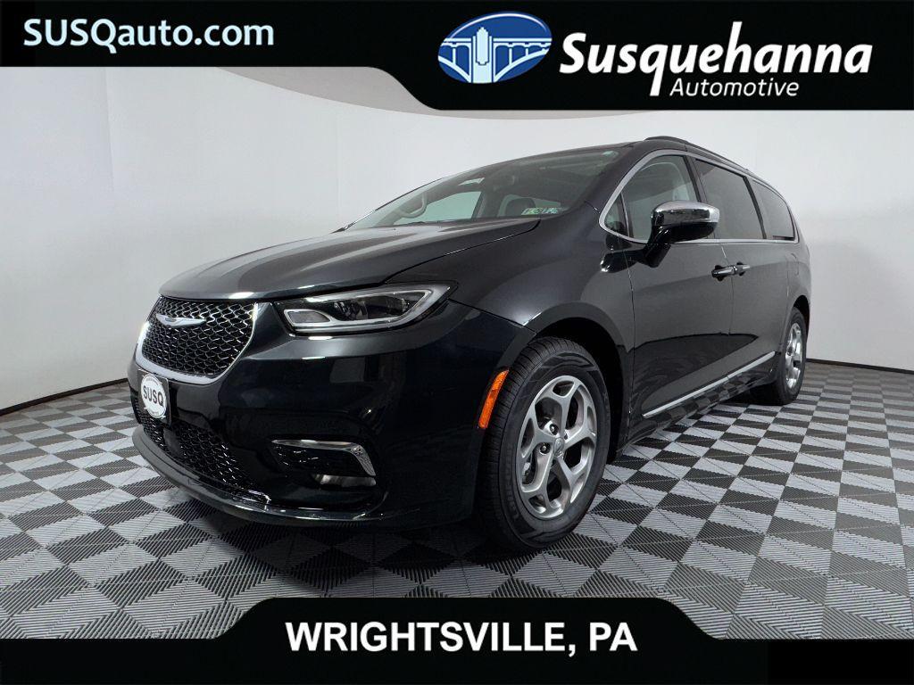 used 2023 Chrysler Pacifica car, priced at $40,377