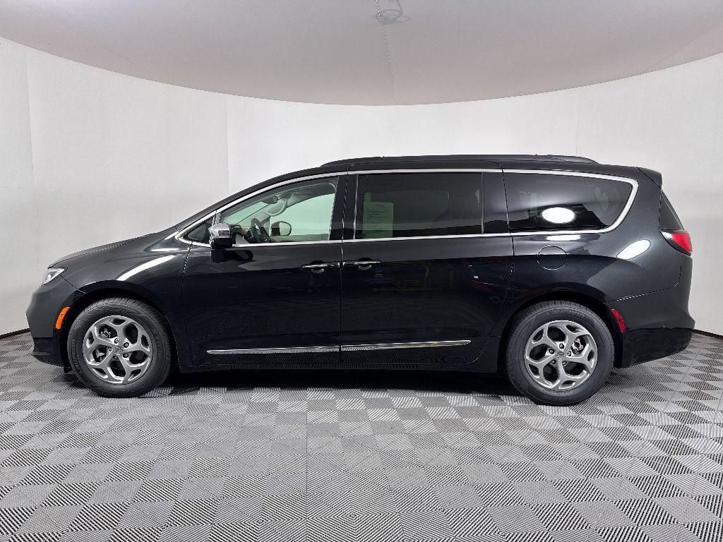 used 2023 Chrysler Pacifica car, priced at $38,905
