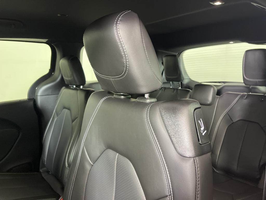 new 2025 Chrysler Pacifica car, priced at $39,145