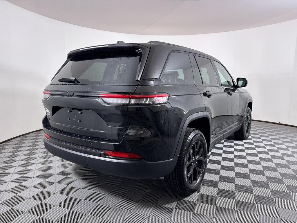 new 2025 Jeep Grand Cherokee car, priced at $41,730