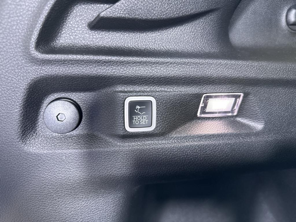 new 2025 Jeep Grand Cherokee L car, priced at $45,502