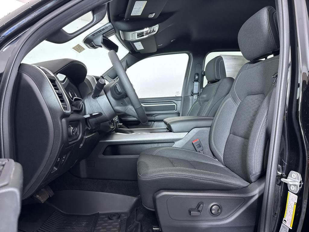 new 2025 Ram 1500 car, priced at $52,785