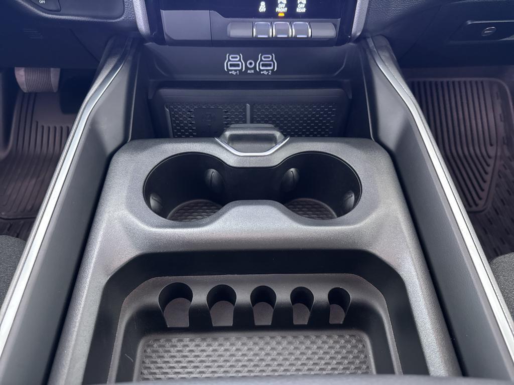 new 2025 Ram 1500 car, priced at $52,785