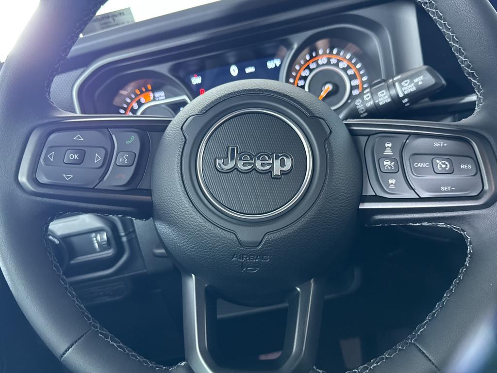 new 2026 Jeep Wrangler car, priced at $70,090