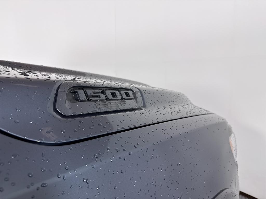 new 2025 Ram 1500 car, priced at $52,305