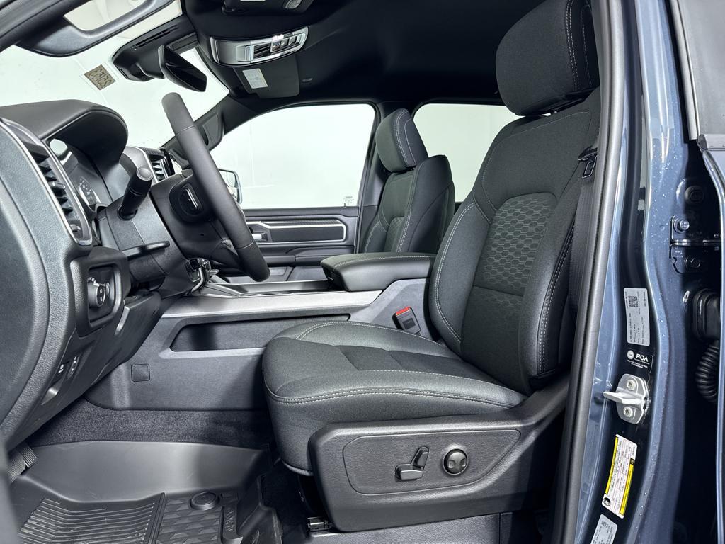 new 2025 Ram 1500 car, priced at $51,702