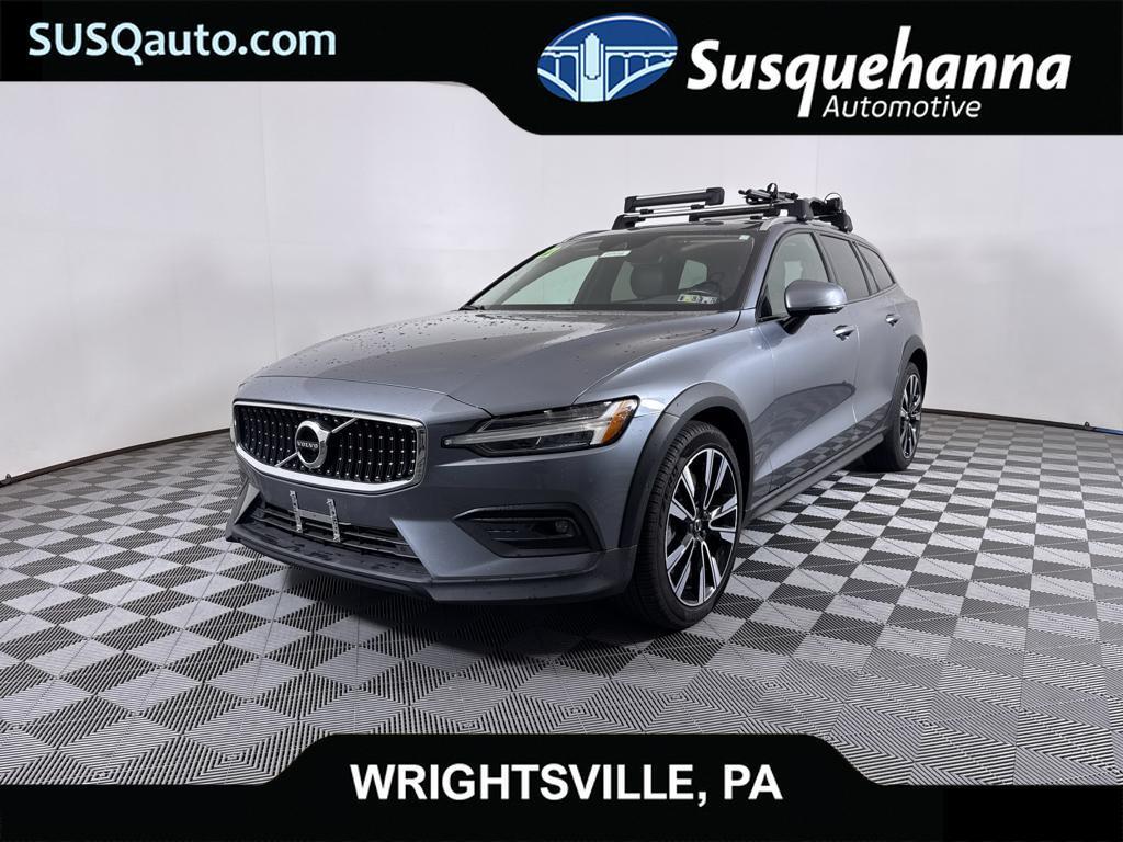 used 2021 Volvo V60 Cross Country car, priced at $30,324