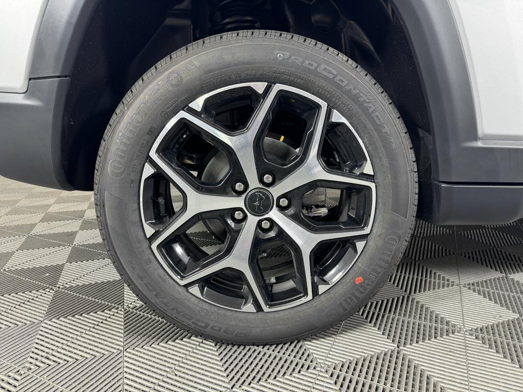new 2025 Jeep Compass car, priced at $31,607