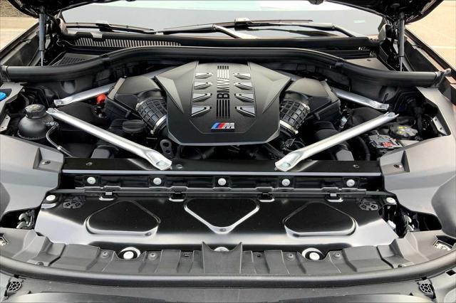 new 2026 BMW X7 car, priced at $117,375