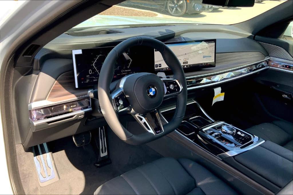 new 2024 BMW 760 car, priced at $128,295
