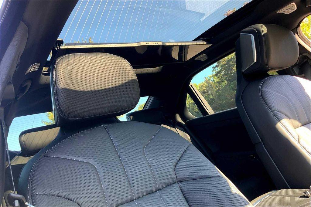 used 2023 BMW i7 car, priced at $70,729