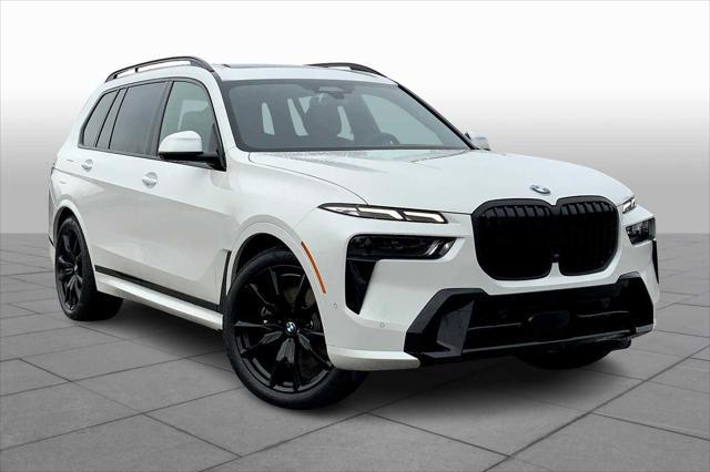 new 2025 BMW X7 car, priced at $98,860