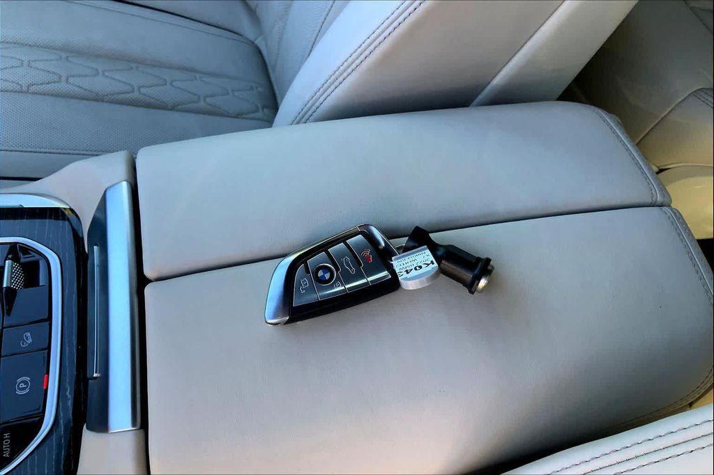 used 2022 BMW X7 car, priced at $45,998