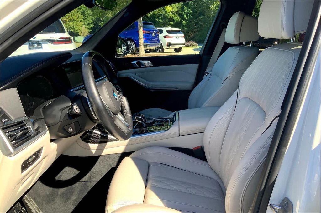 used 2022 BMW X7 car, priced at $45,998