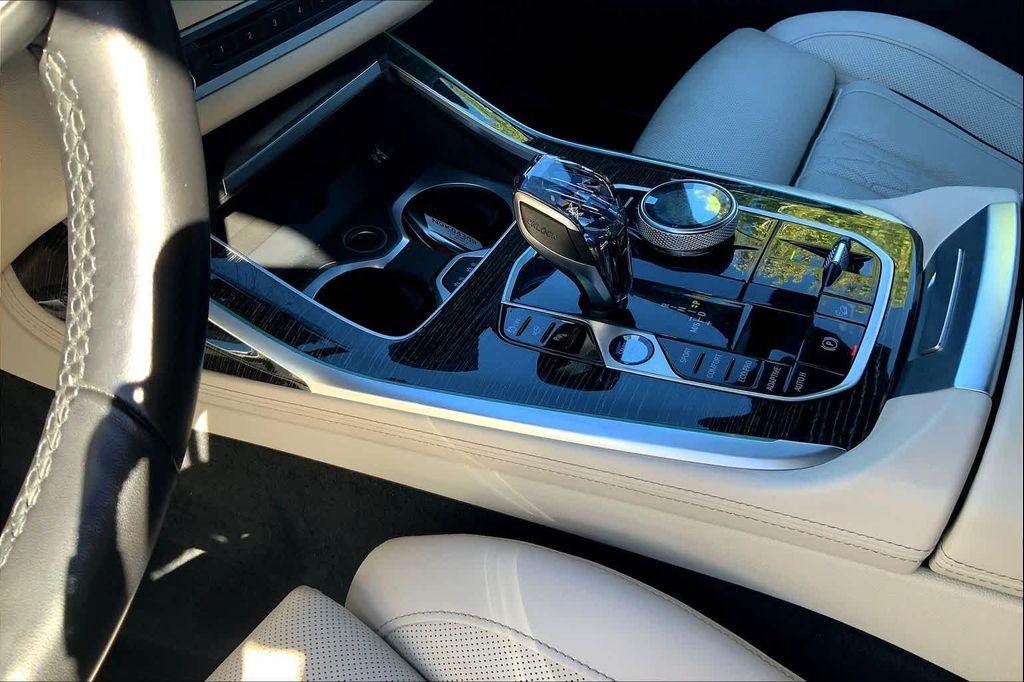 used 2022 BMW X7 car, priced at $45,998
