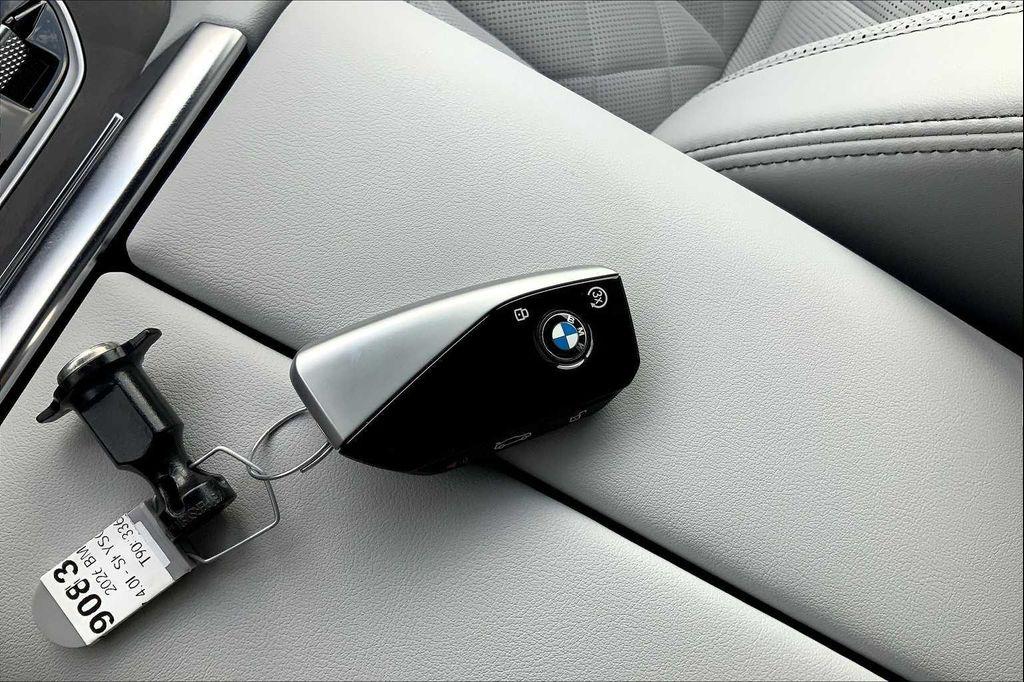 new 2026 BMW X7 car, priced at $94,185