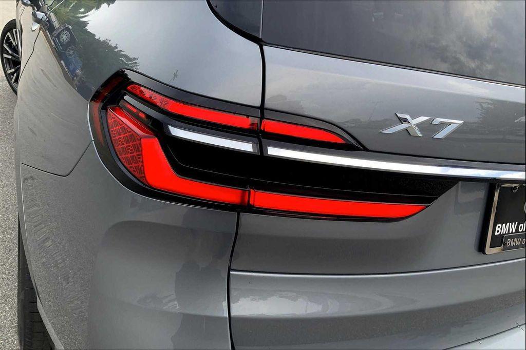 new 2026 BMW X7 car, priced at $94,185