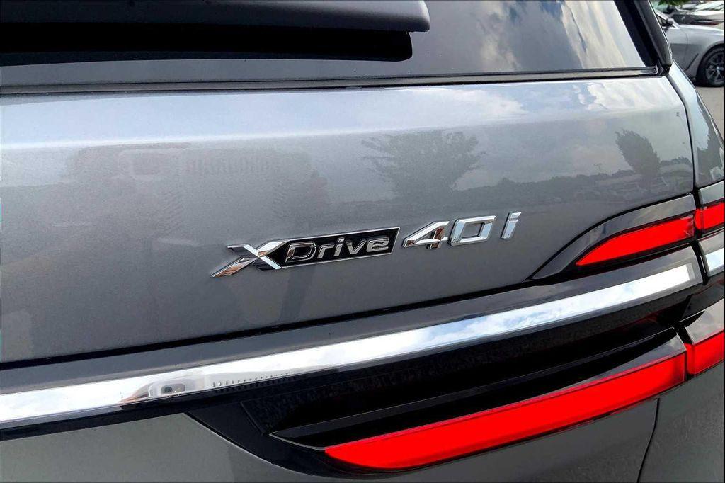 new 2026 BMW X7 car, priced at $94,185