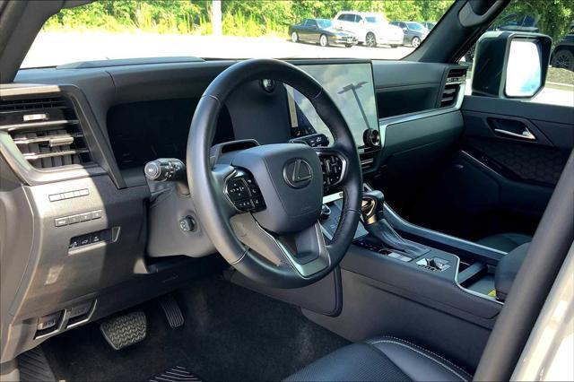 used 2024 Lexus GX 550 car, priced at $84,998