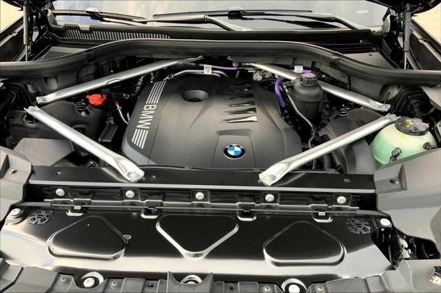 new 2026 BMW X7 car, priced at $94,385
