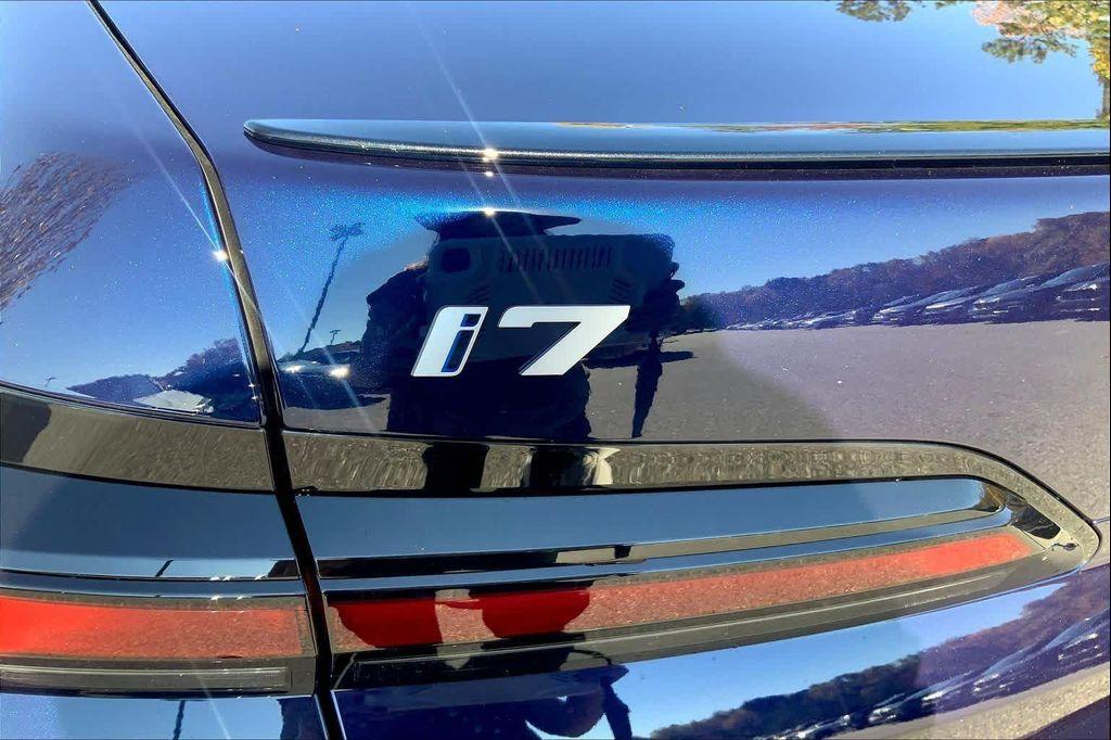 new 2026 BMW i7 car, priced at $129,065