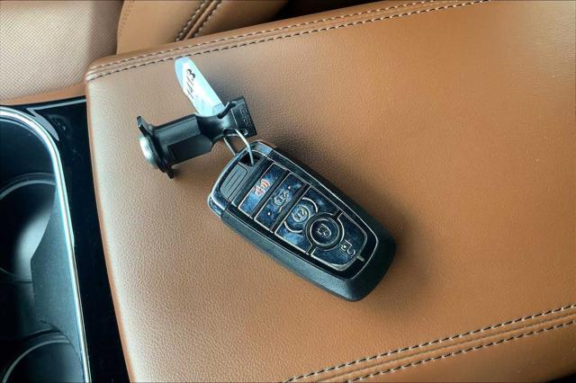 used 2022 Lincoln Nautilus car, priced at $39,998