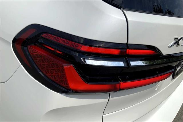 new 2026 BMW X7 car, priced at $92,285