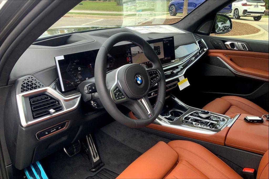 new 2026 BMW X7 car, priced at $123,575